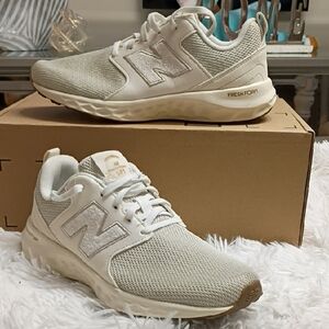 New Balance SPT Fresh Foam Women's Sz 7.5 Running Shoes